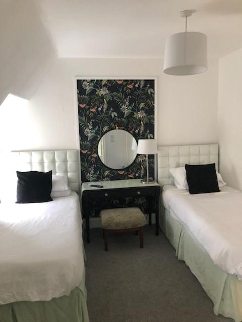 Jacobite Rose Bed & Breakfast